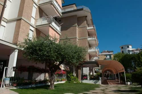 Santa Fe Immobiliare Pacella Apartment